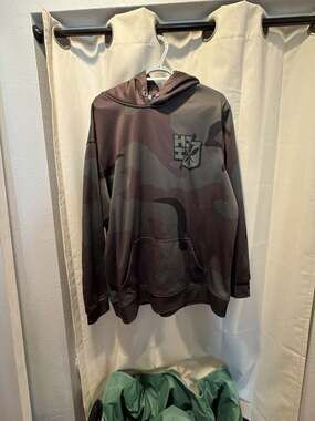 Hawaii's Finest Camouflage Hoodie Sweatshirt Large